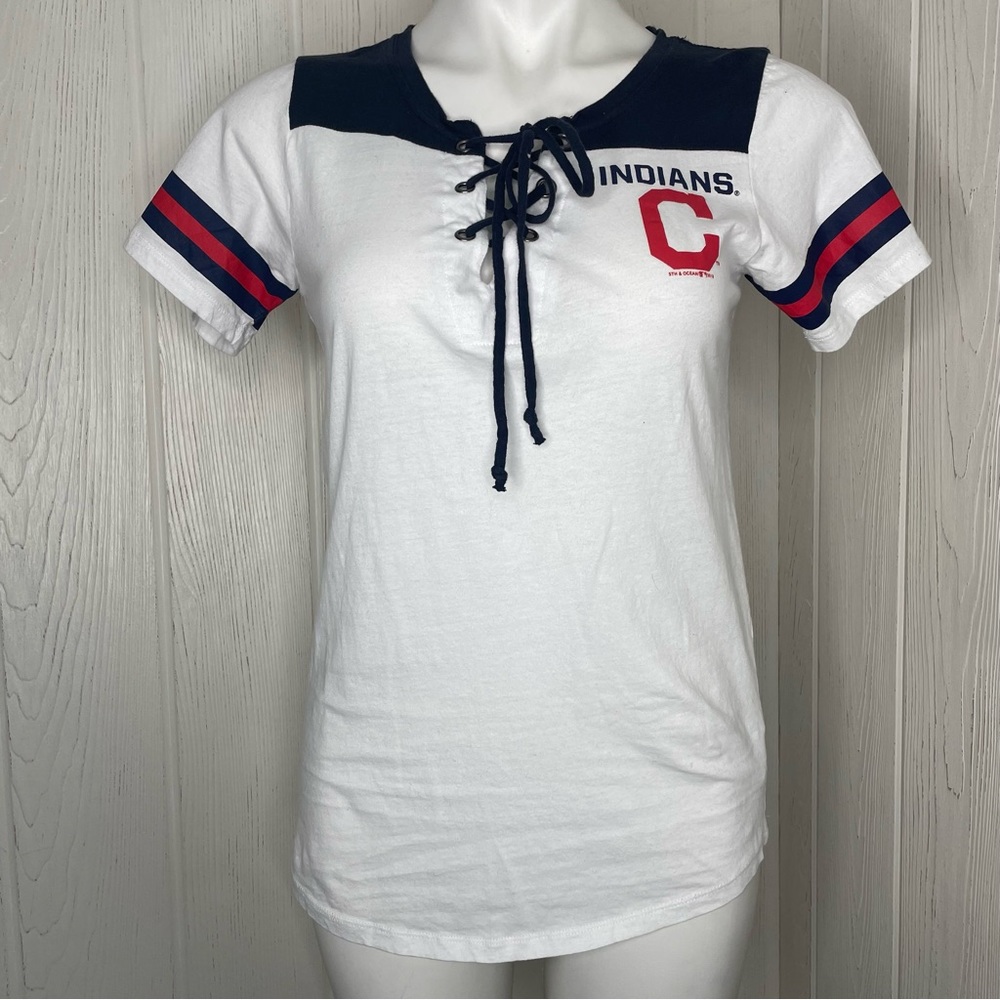2018 Cleveland Indians Lace Tee M Glitter S/S New Era Genuine MLB White Blue Rex